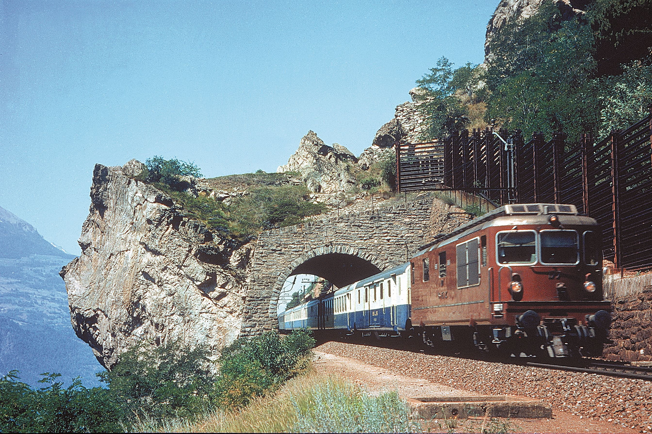 003 Viktoriatunnel Archiv BLS_komp