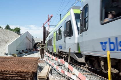 Infrastruktur-Rosshauserntunnel-Zug