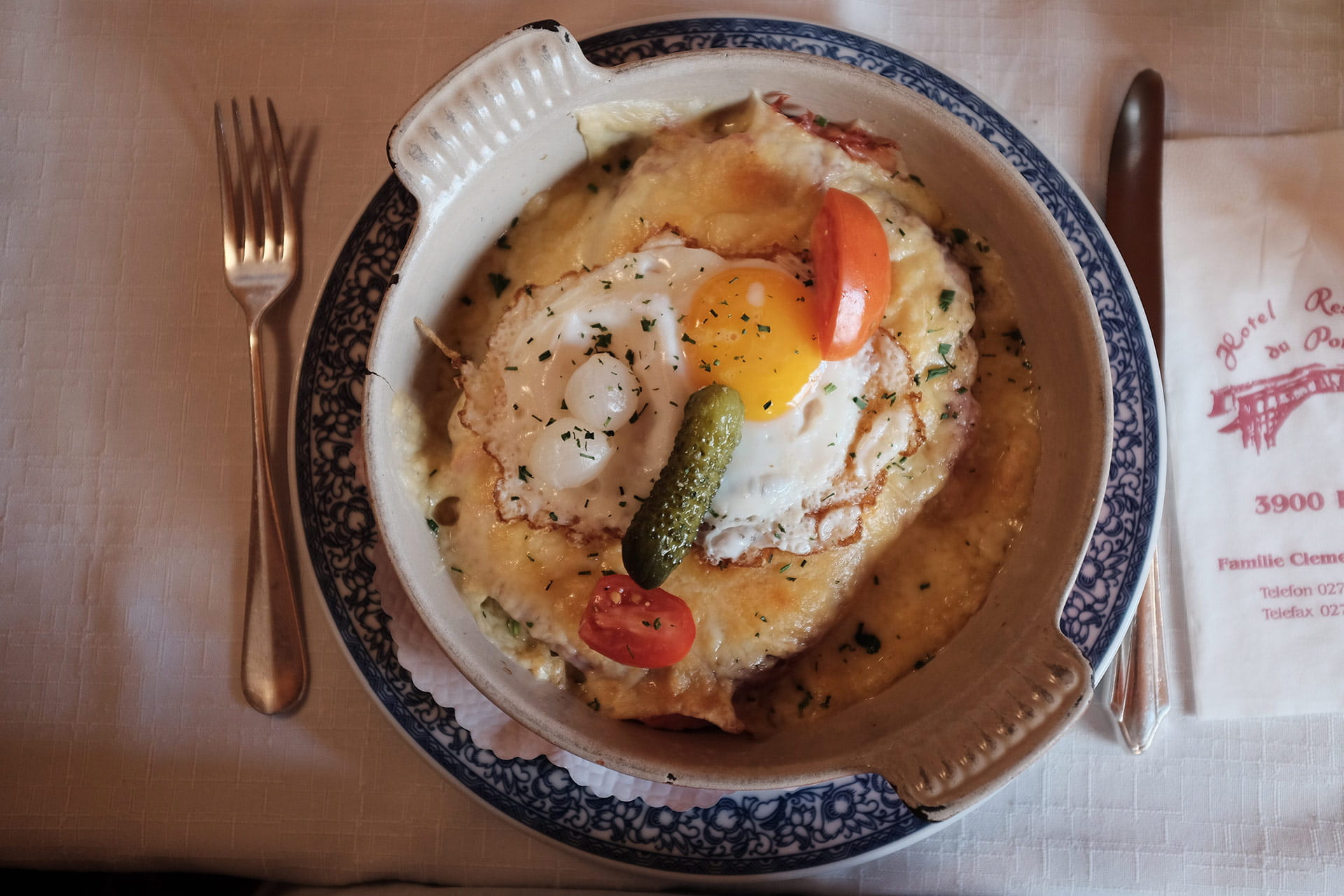 Aussteigen-Brig-Kaeseschnitte