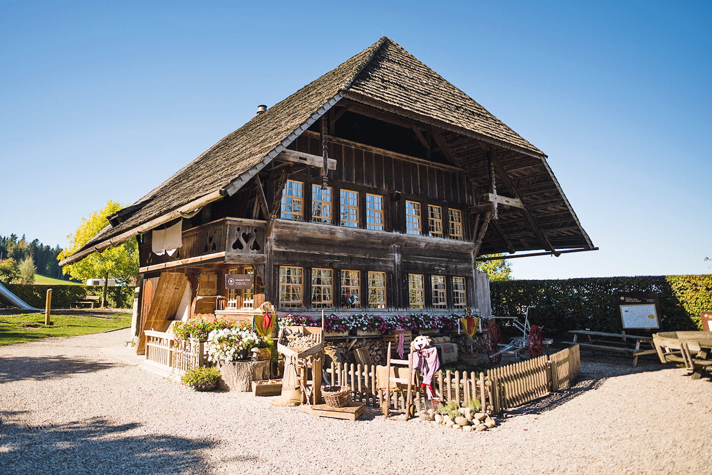 Aussteigen in Affoltern Haus