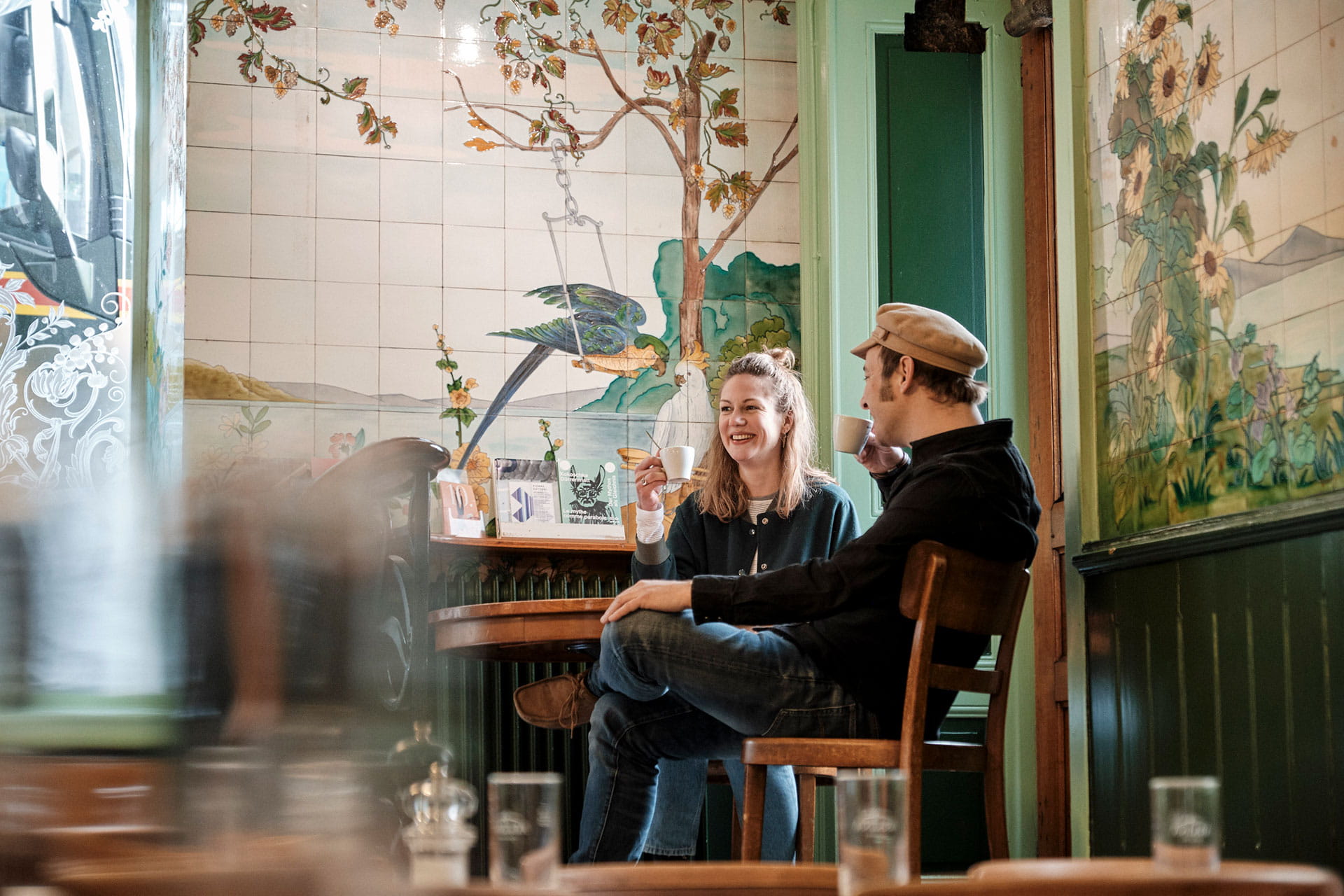 Aussteigen in Neuenburg Cafe