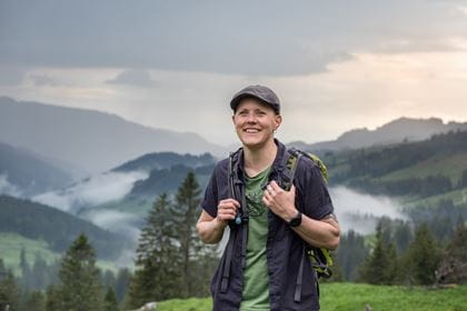 Mit dem Wanderzug Biel-Brig reisen Sie schnell, bequem und günstig zu den schönsten Wandergebieten im Berner Oberland und dem Wallis. 