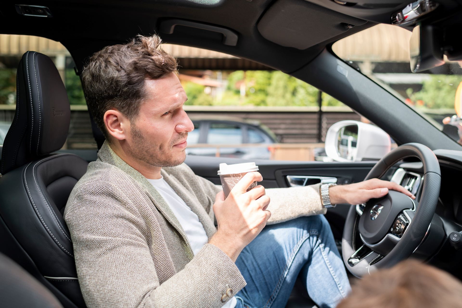 Fahrpause beim BLS Autoverlad