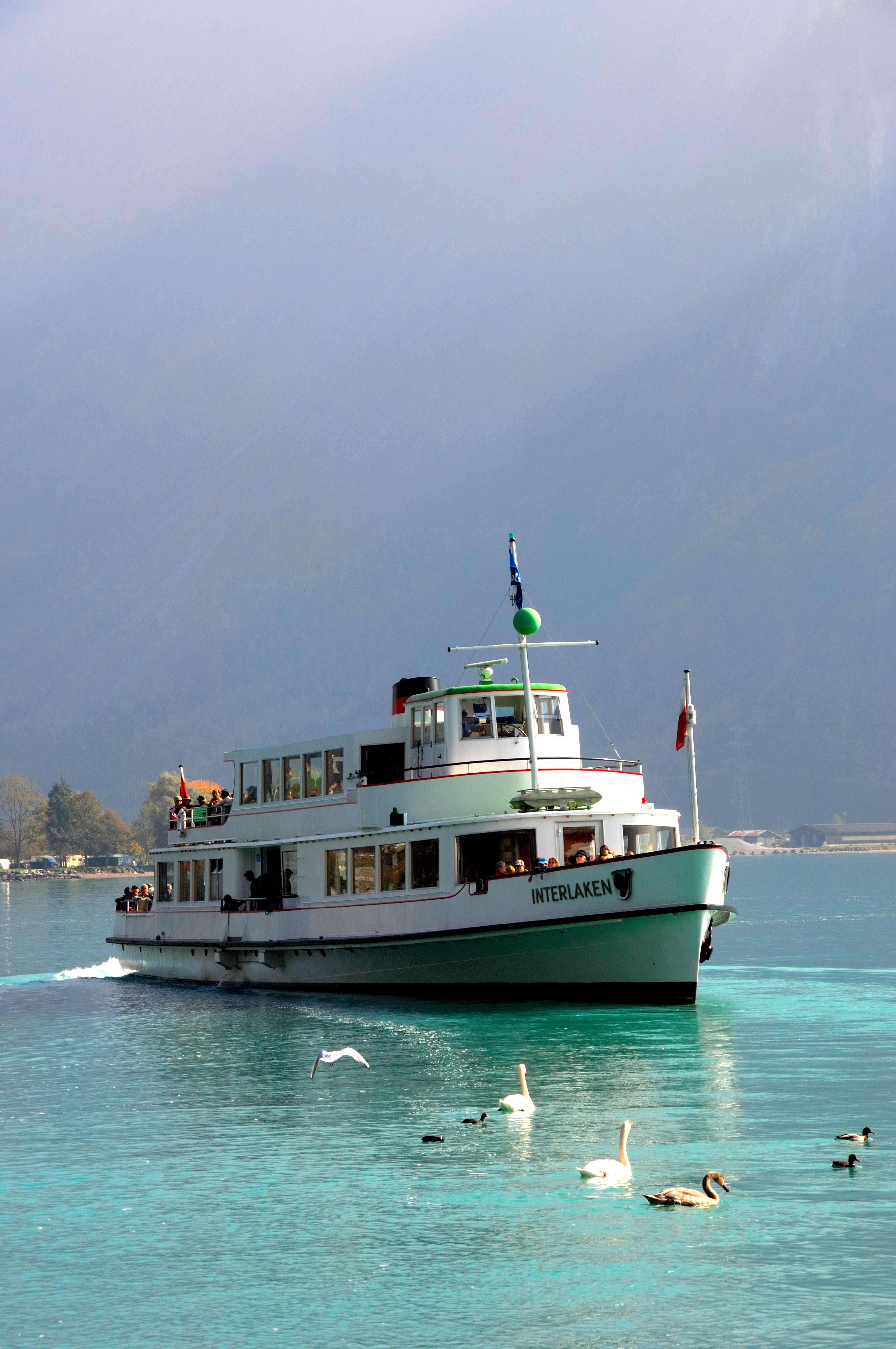 Motor vessel Interlaken − Boat Charter Lake Brienz BLS AG