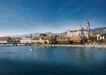 Altstadt Solothurn im Sommer Altstadt Solothurn  und die Aare im Sommer ©Tino Zurbrügg