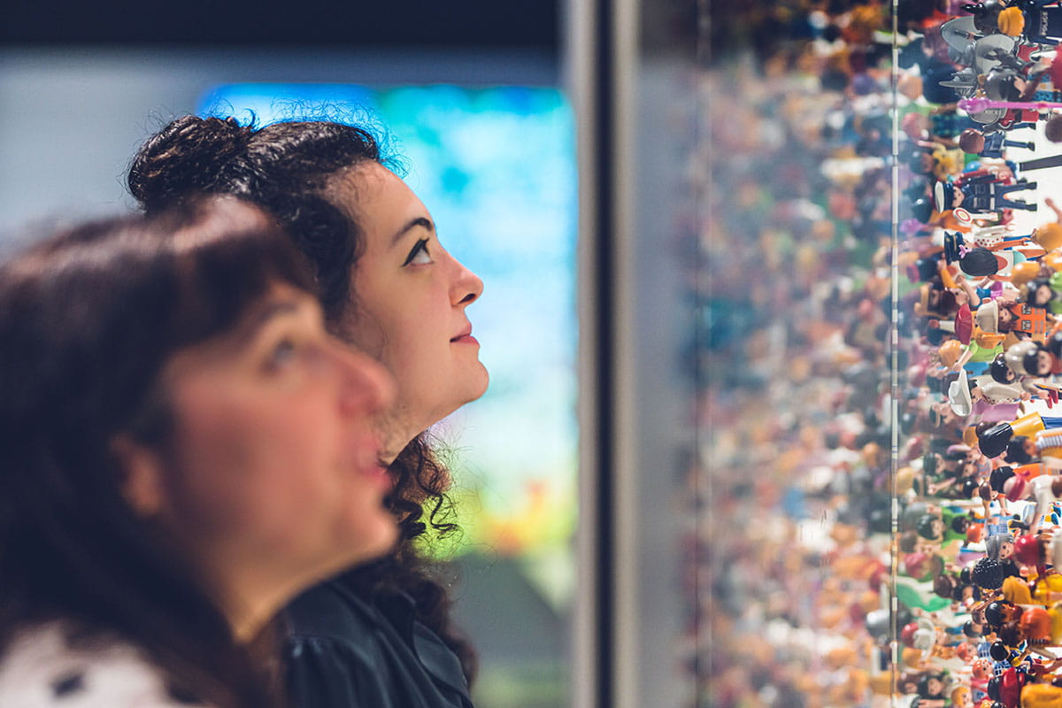 Sonderausstellung «MASSEN – FOULES – CROWDS»