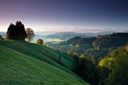 Heimatland Region - idyllische Emmentaler Hügel Landschaft.