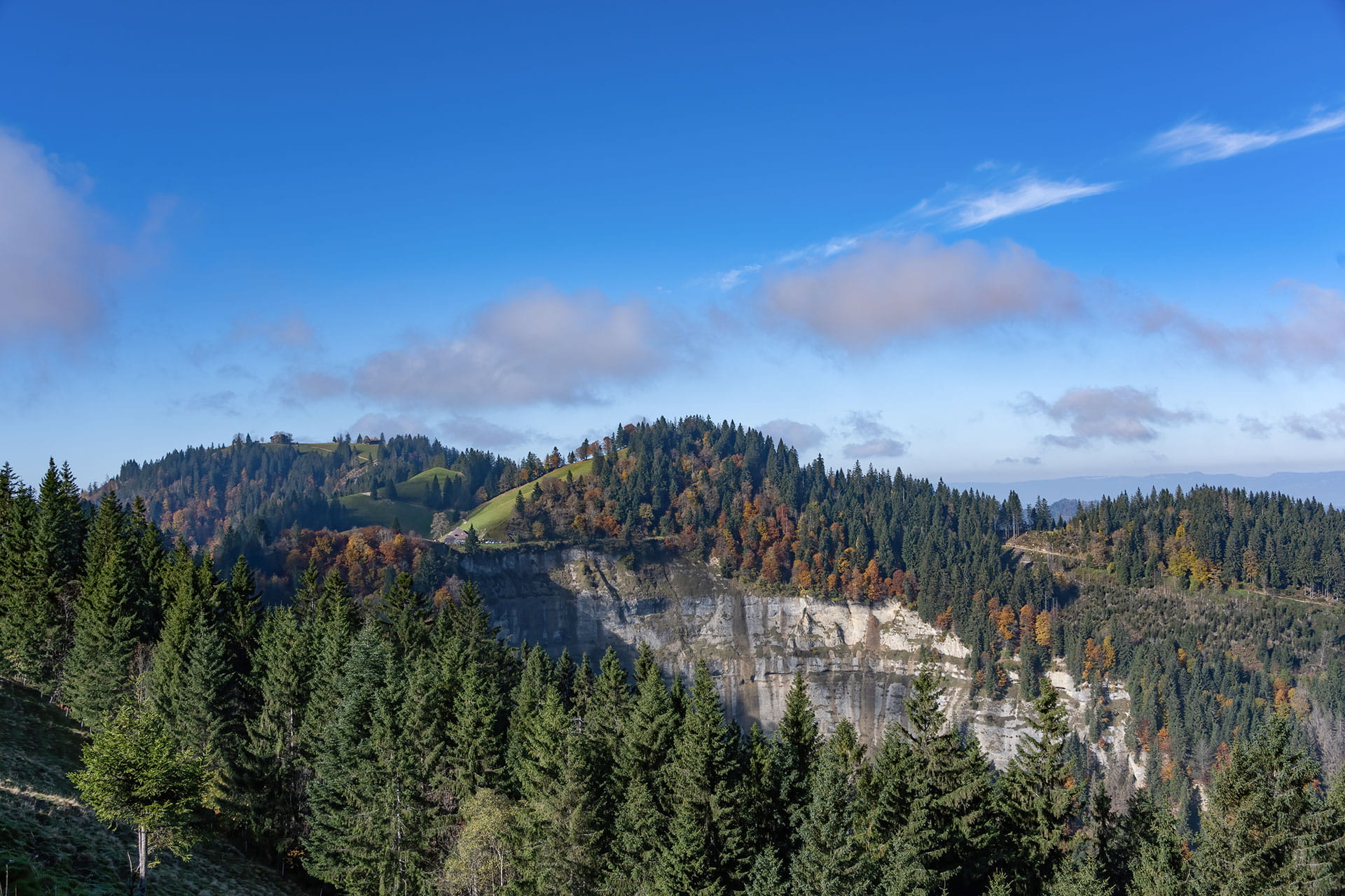 Die imposante Stächeleggflue, das sogenannte «Änziloch»