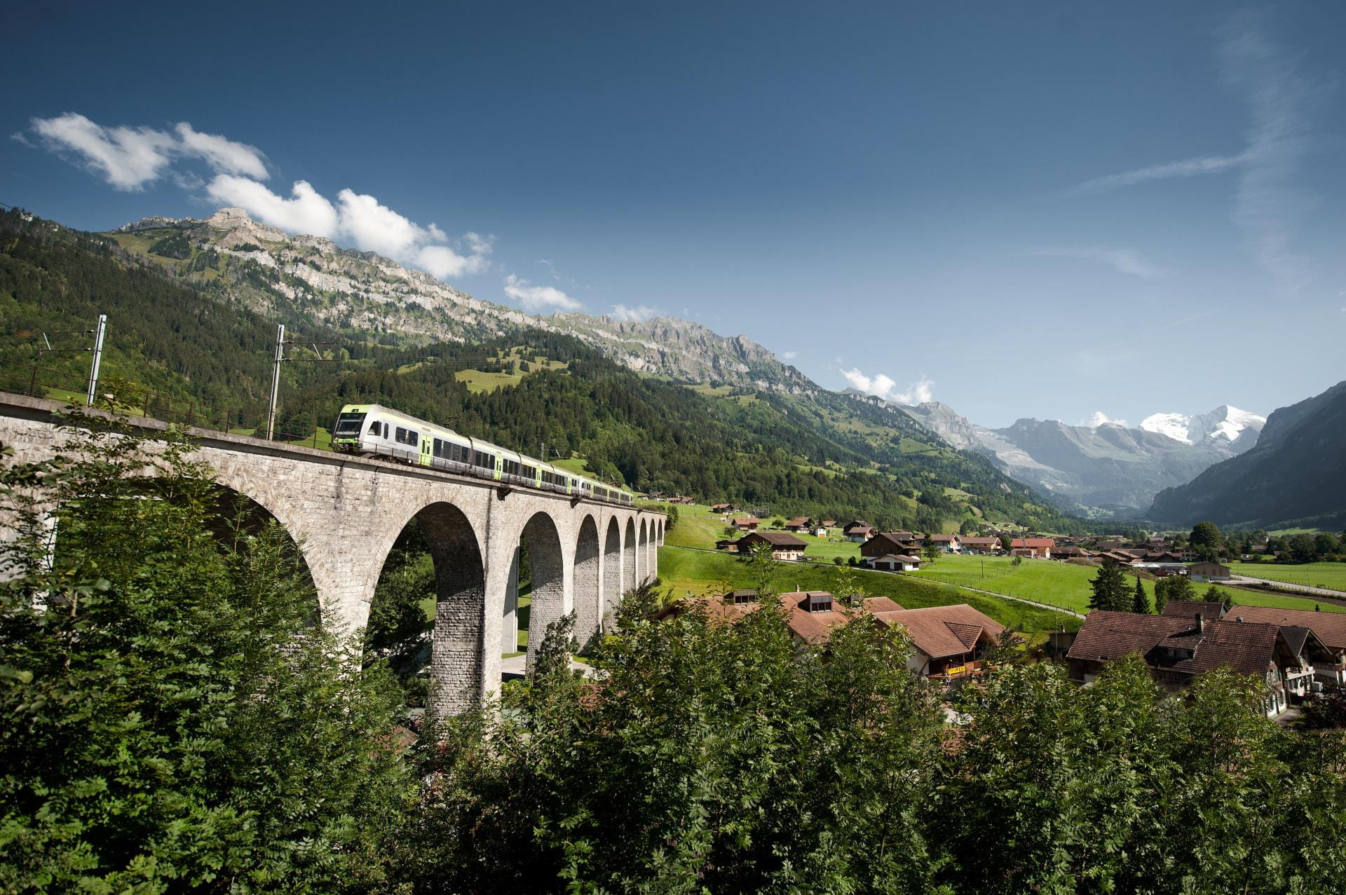 Il Trenino Verde delle Alpi: Kanderviadukt