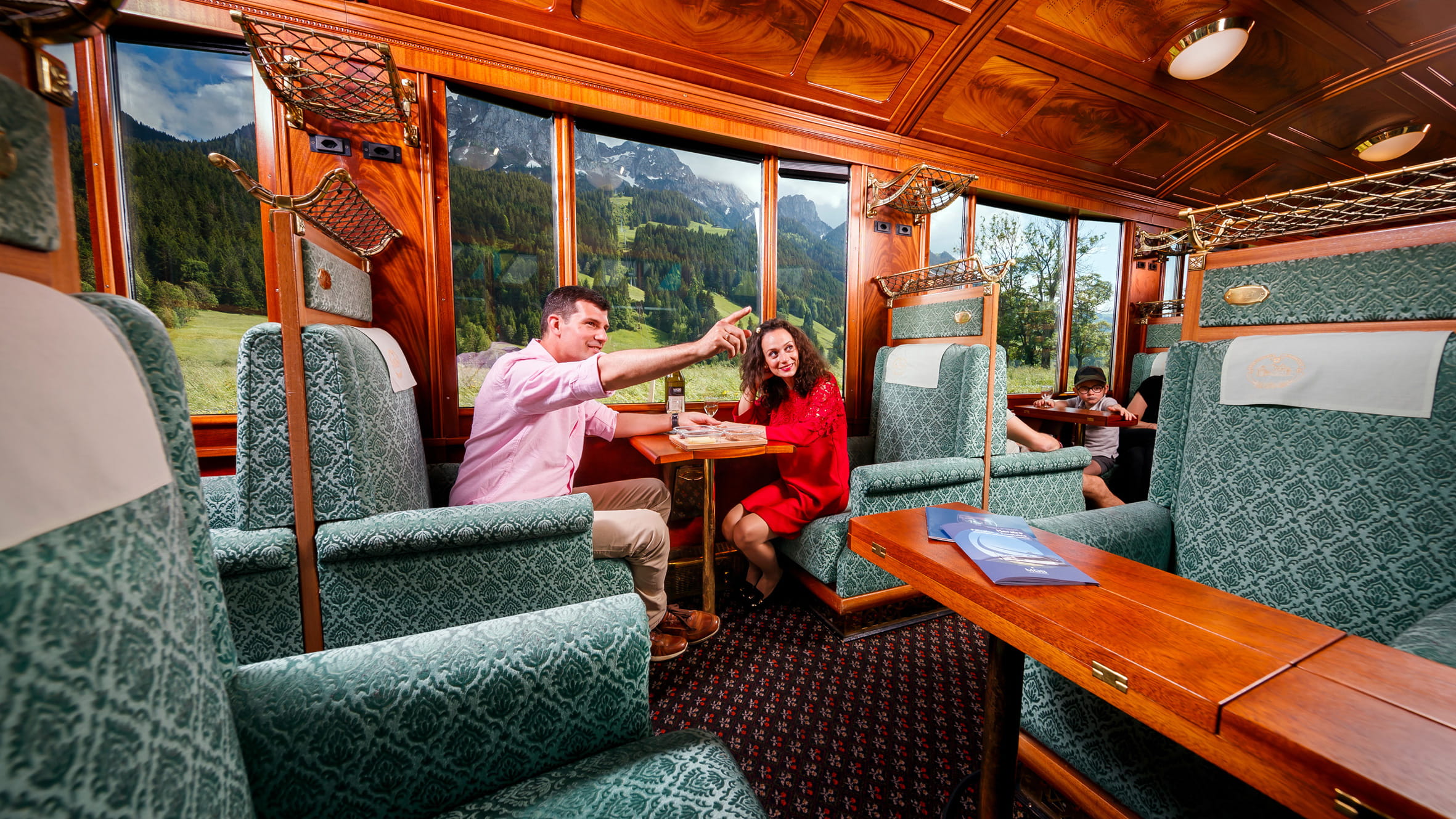 GoldenPass MOB Belle Epoque von Zweisimmen nach Montreux Ausflüge mit