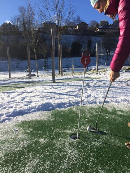 Minigolf in Spiez: Open Standard Minigolf-Anlage im Winter