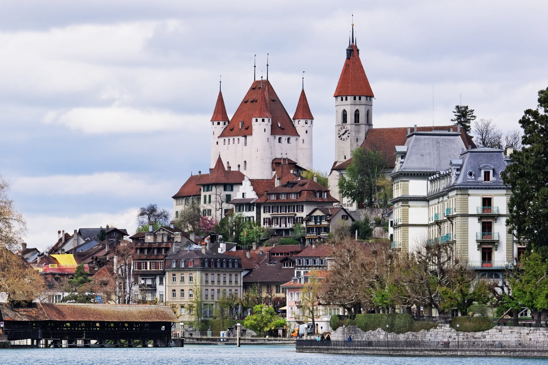Castelli del Lago di Thun Escursioni Castelli del Lago di Thun Escursioni