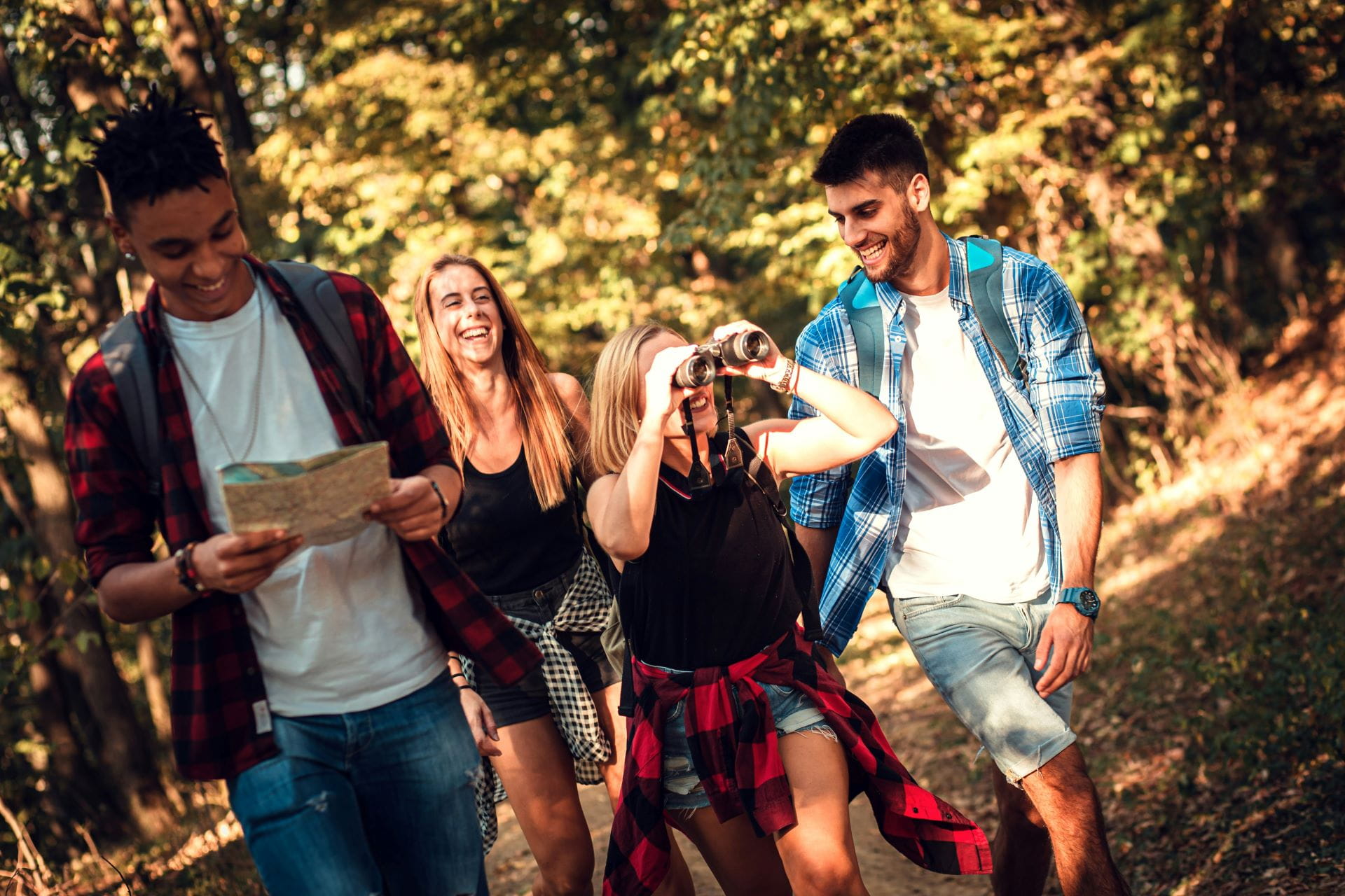 Ausflug im Herbst mit Freunden