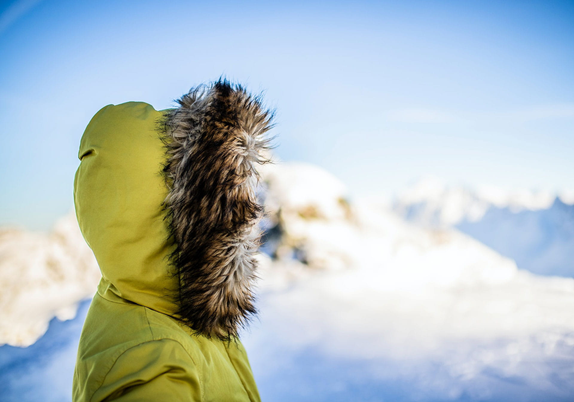 Mann im Winter auf der Lauchernalp
