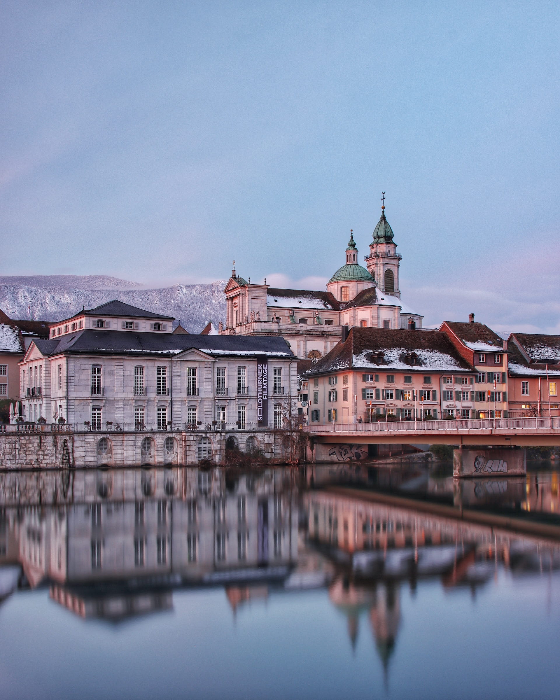 Solothurn by martin zenker @unsplash