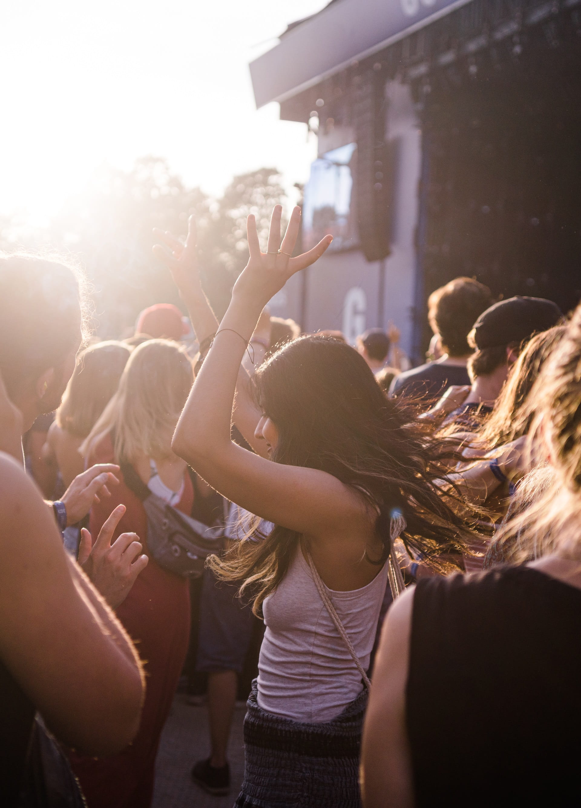 Gurtenfestival: Tanzende Frau