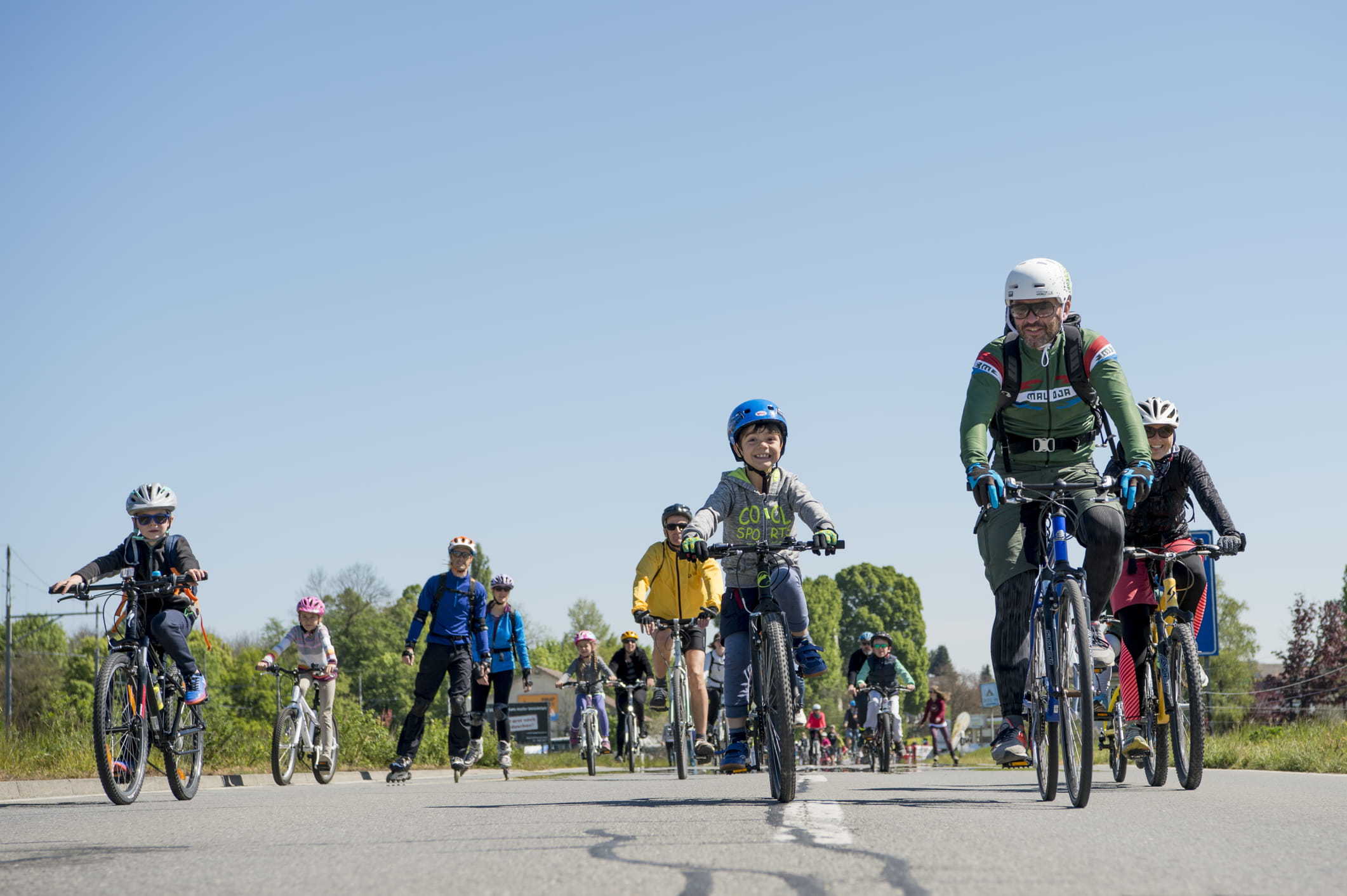 slowUp Murtensee Velofahren Familien
