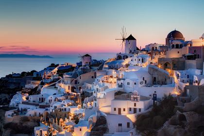Griechishe Inseln: Abendstimmung auf Santorini