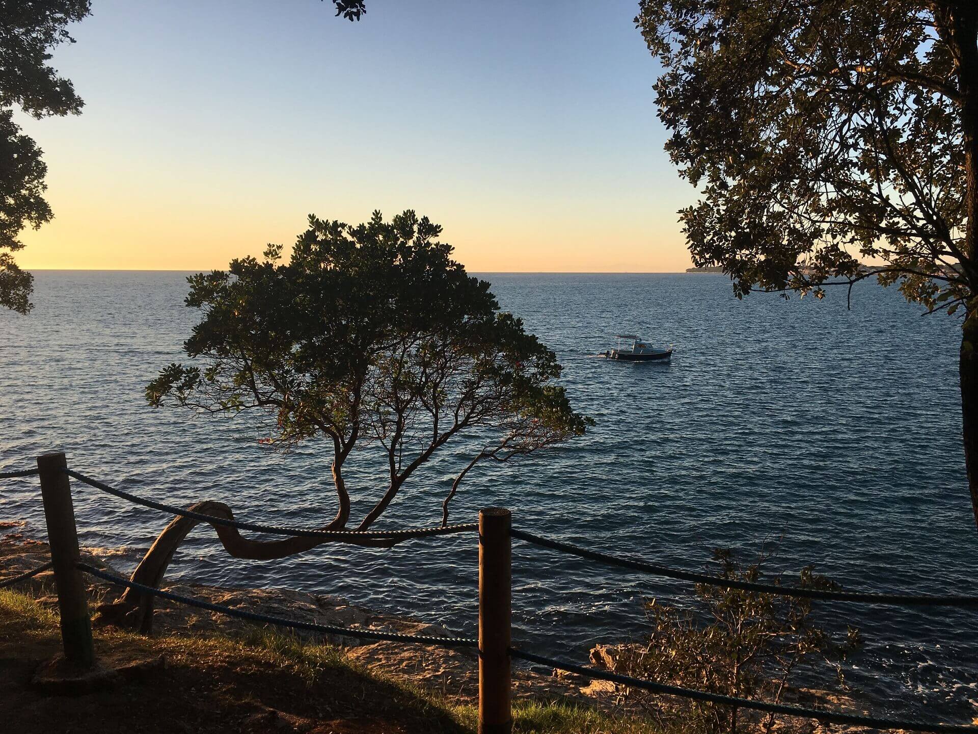 Kroatien Istrien Abendstimmung bei Novigrad