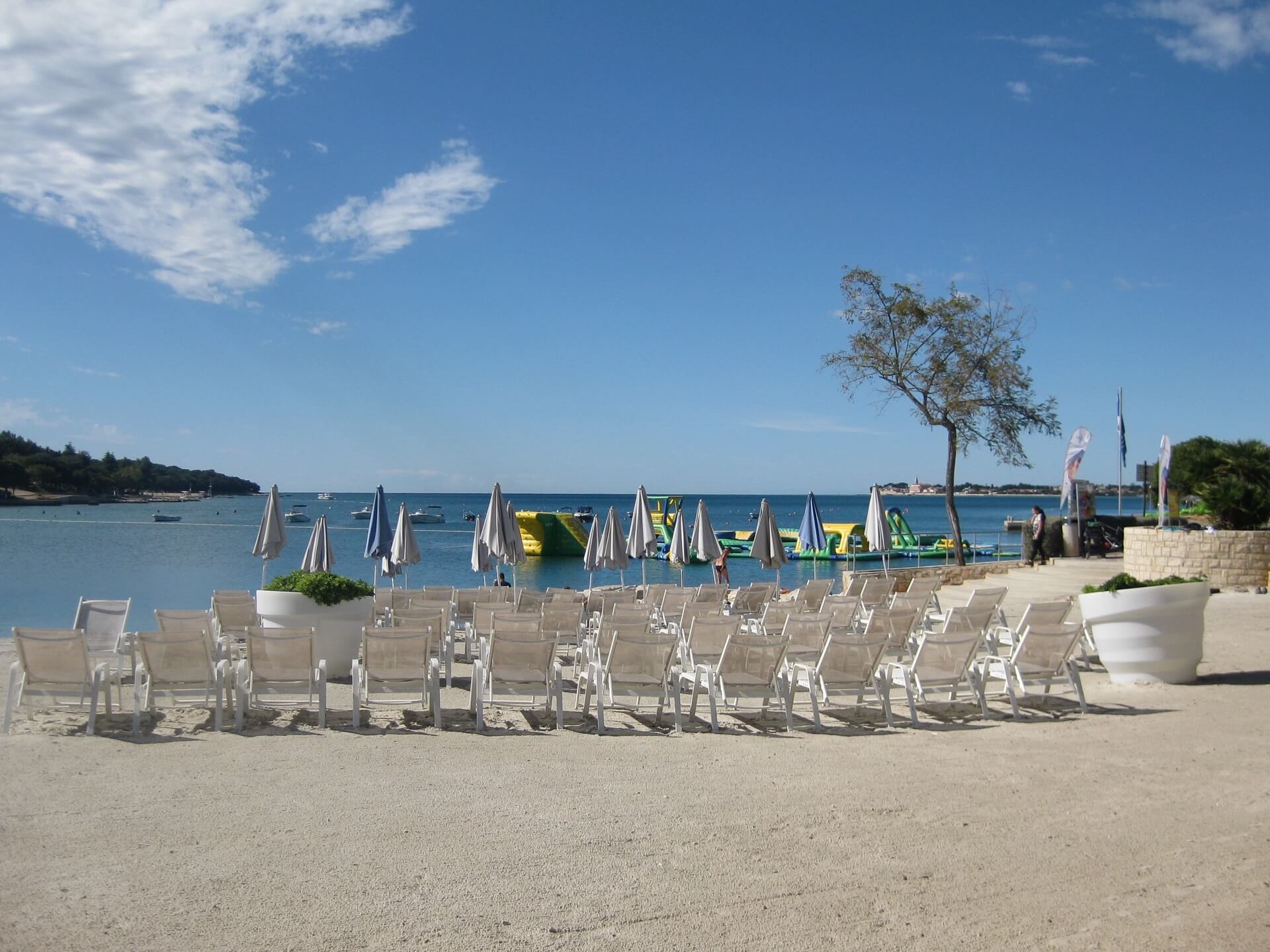 Kroatien Istrien Strand bei Campingplatz Lanterna