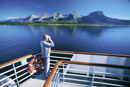 Kreuzfahrt Hurtigruten die Natur bestaunen