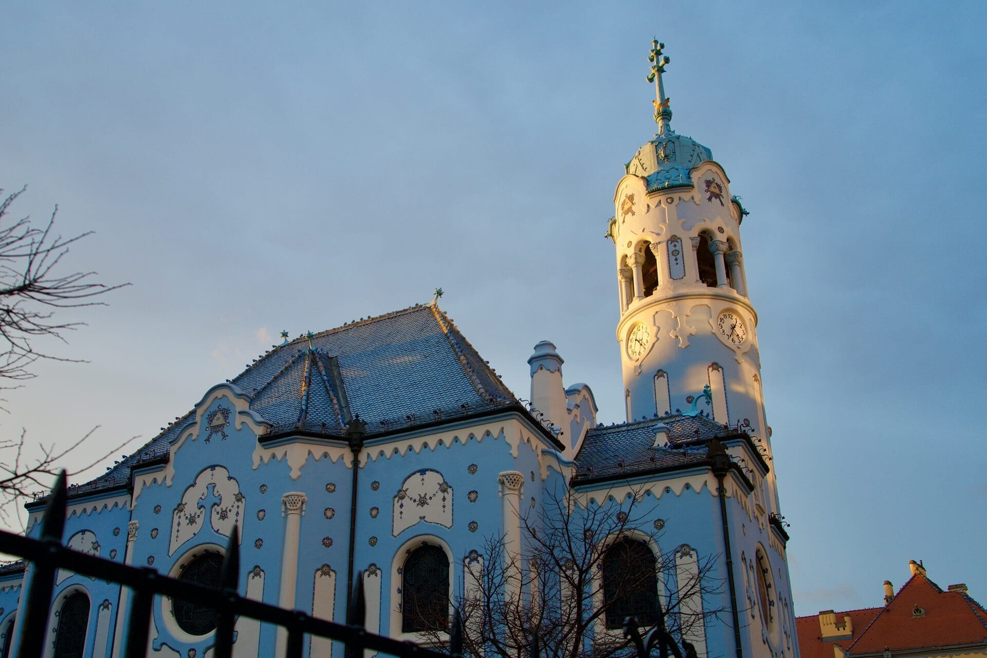 Bratislava blaue Kirche