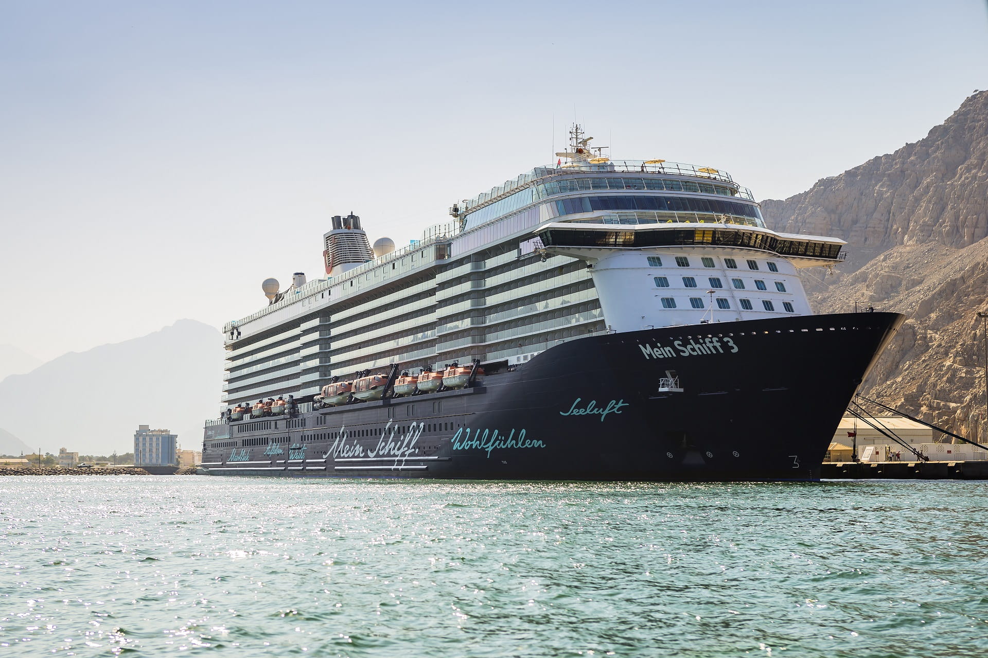 Mein Schiff 3_ AdobeStock_294870176_Editorial_Use_Only