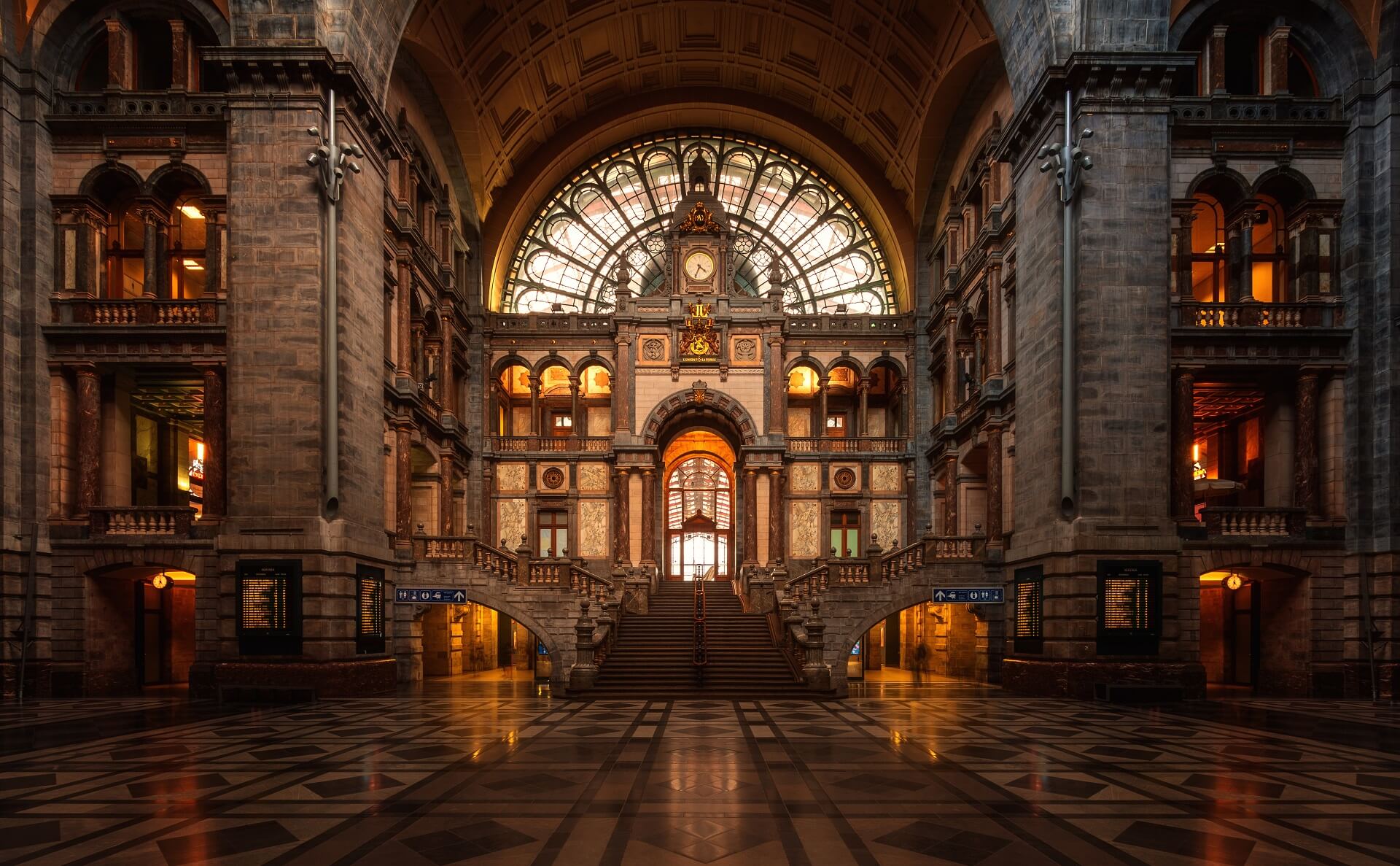 Antwerpen Bahnhofshalle