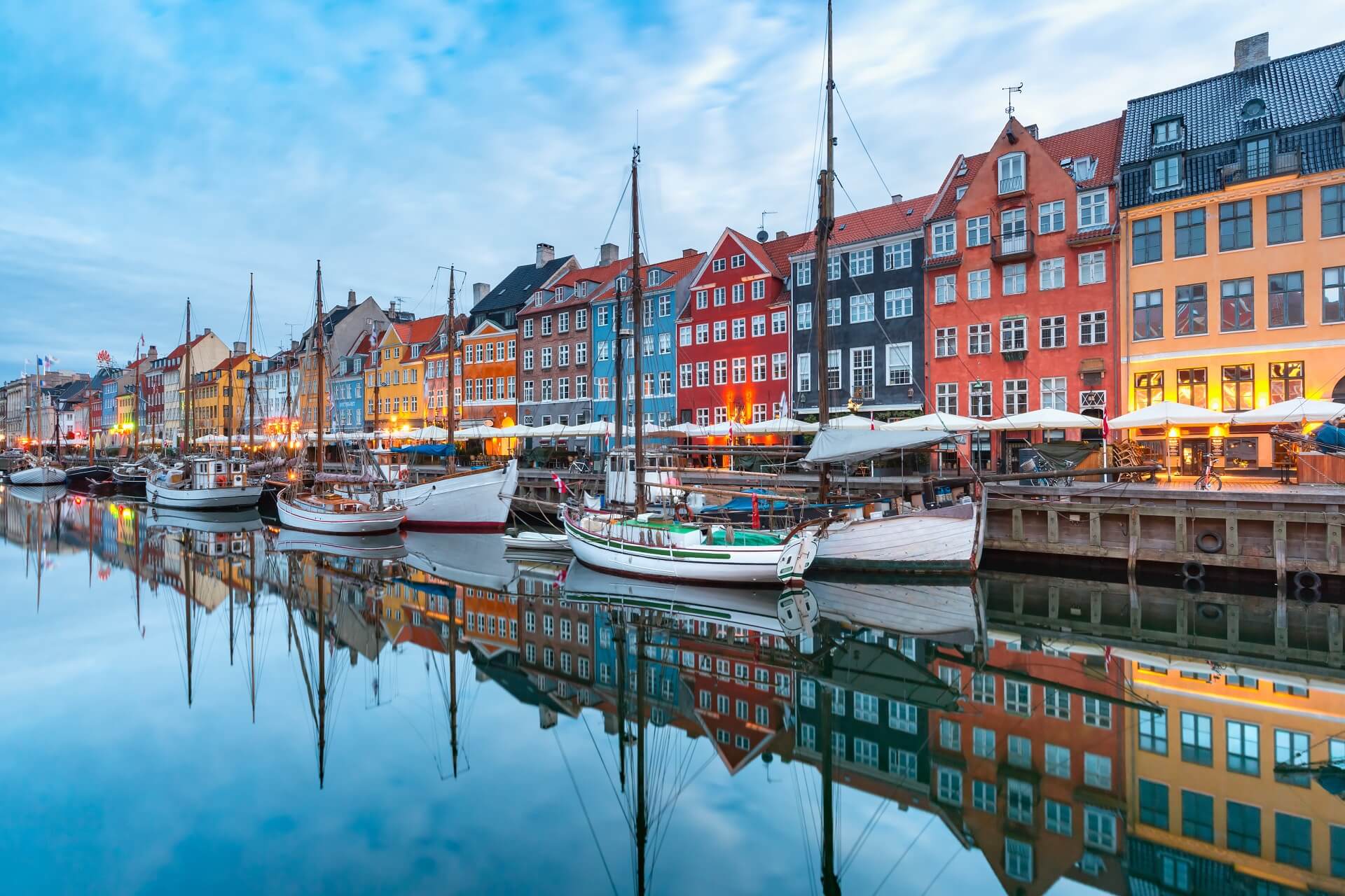 Kopenhagen abends am Hafen