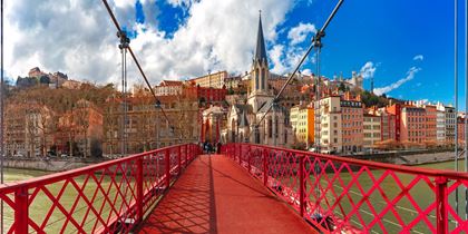 Lyon rote Brücke Altstadt