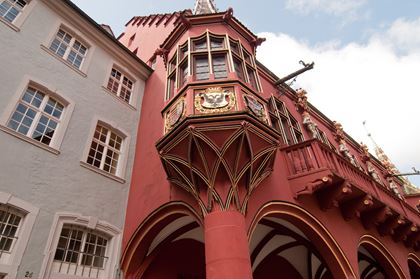 Freiburg historisches Kaufhaus AdobeStock_44096175