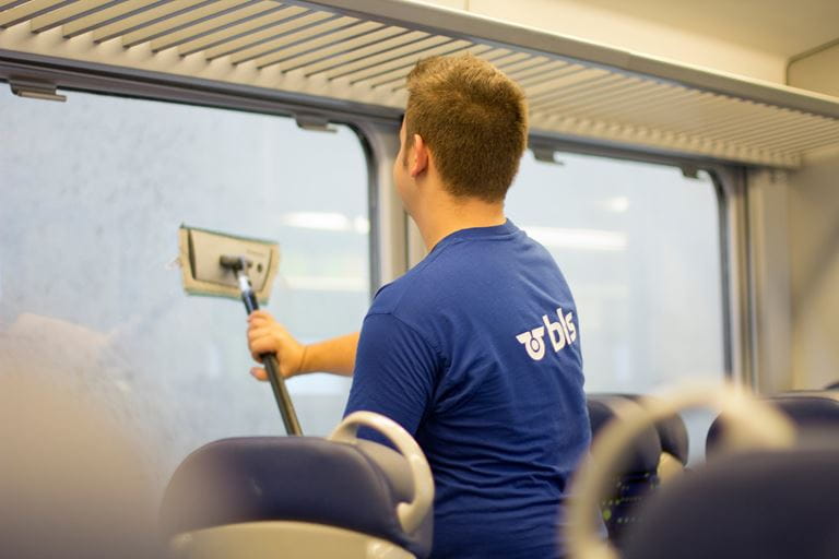 Lehrling Gebäudereiniger EFZ bei der BLS AG