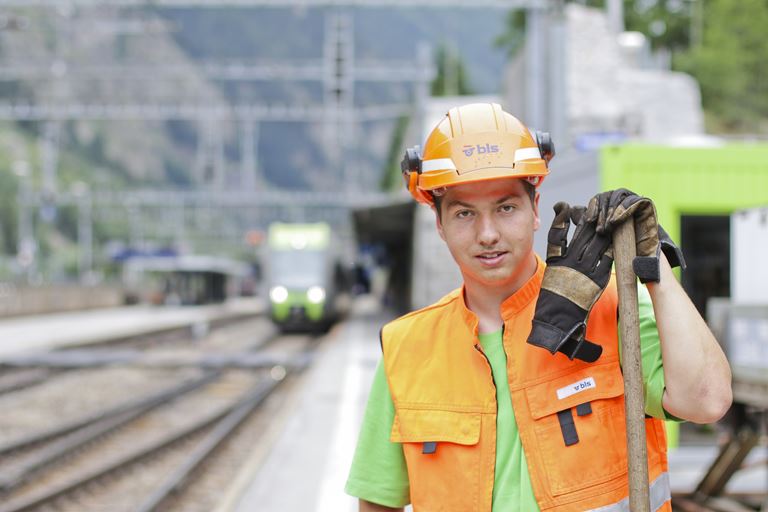 Lehrling Gleisbauer EFZ bei der BLS AG