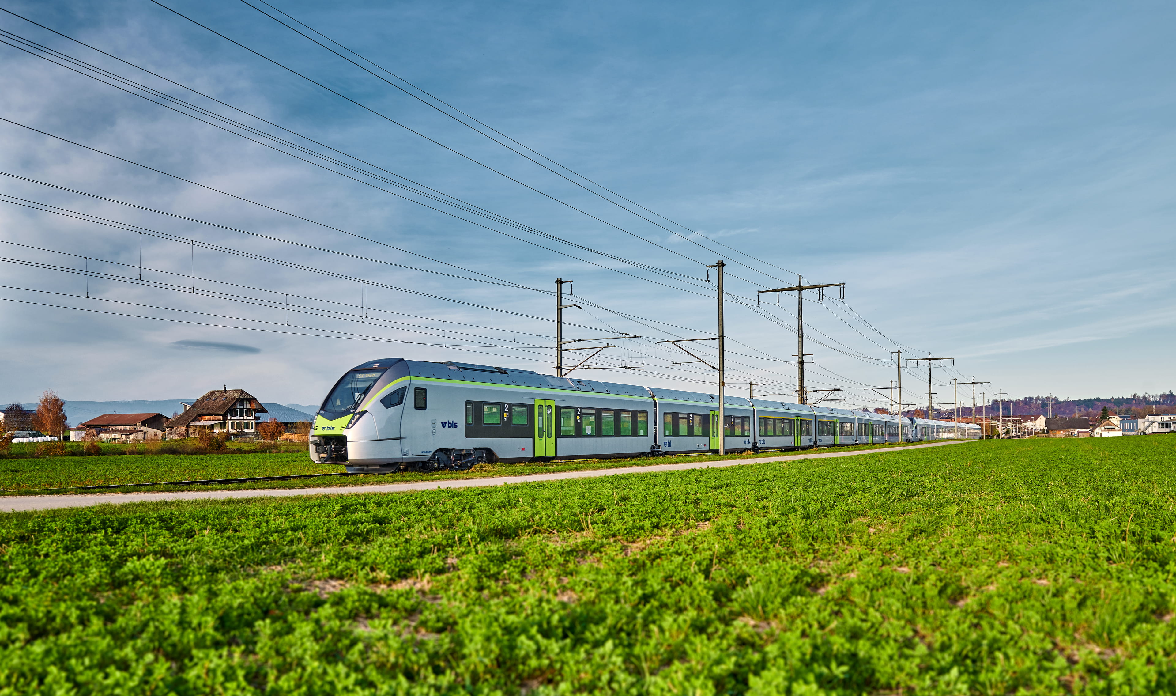 BLS met les premiers trains MIKA en service – 04.05.2021 – BLS AG