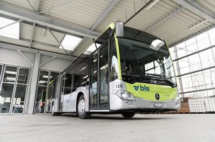 Hybrid Bus Busland AG in Halle