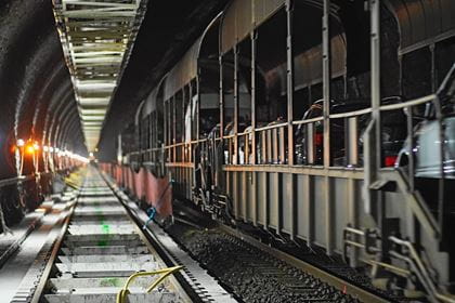 Bauarbeiten im Tunnel im Sommer 2019 Bauarbeiten im Tunnel im Sommer 2019