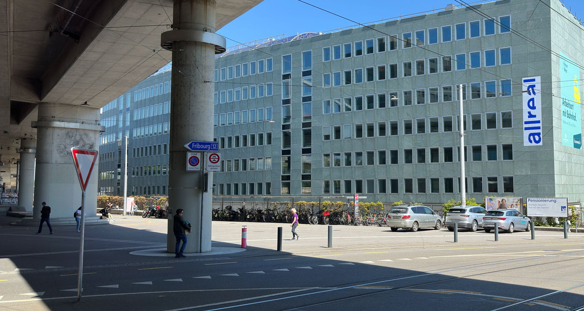 Der Geschäftssitz der BLS AG am Europaplatz in Bern