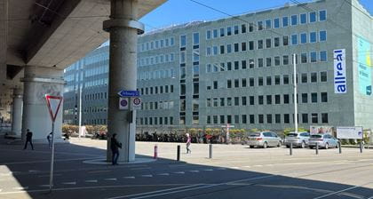 Der Geschäftssitz der BLS AG am Europaplatz in Bern